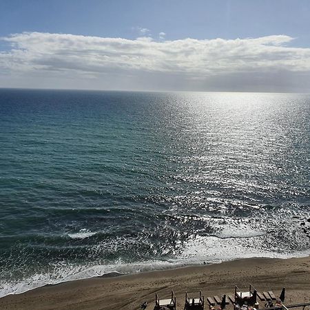 Beachfront Apartment Marbella Center ภายนอก รูปภาพ